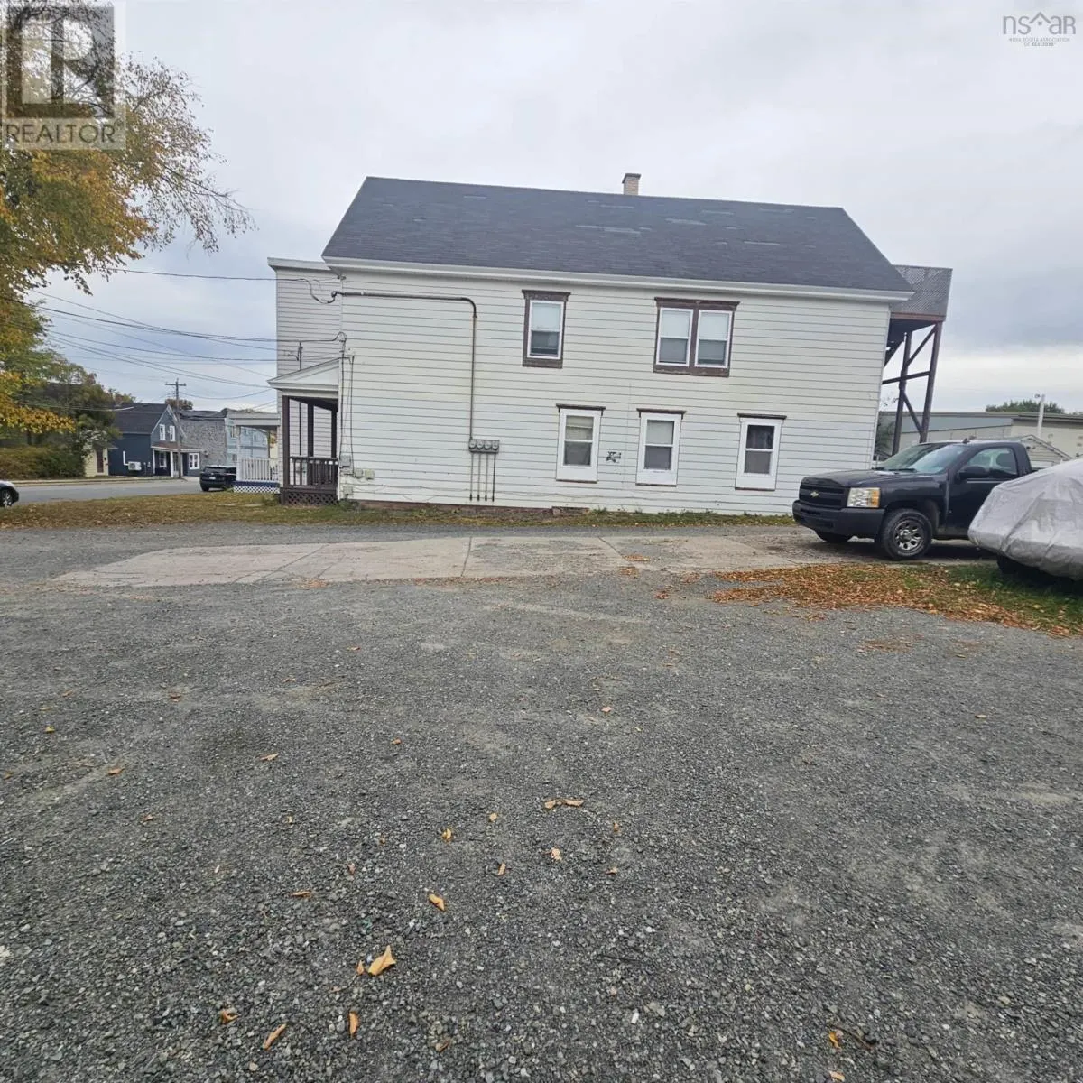 30-32 Ferry Street
