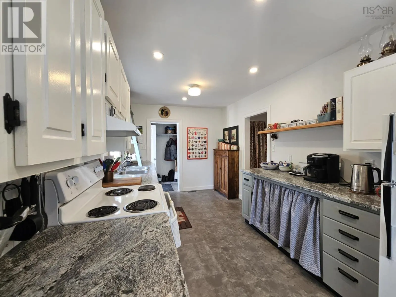 144 Pleasant Street