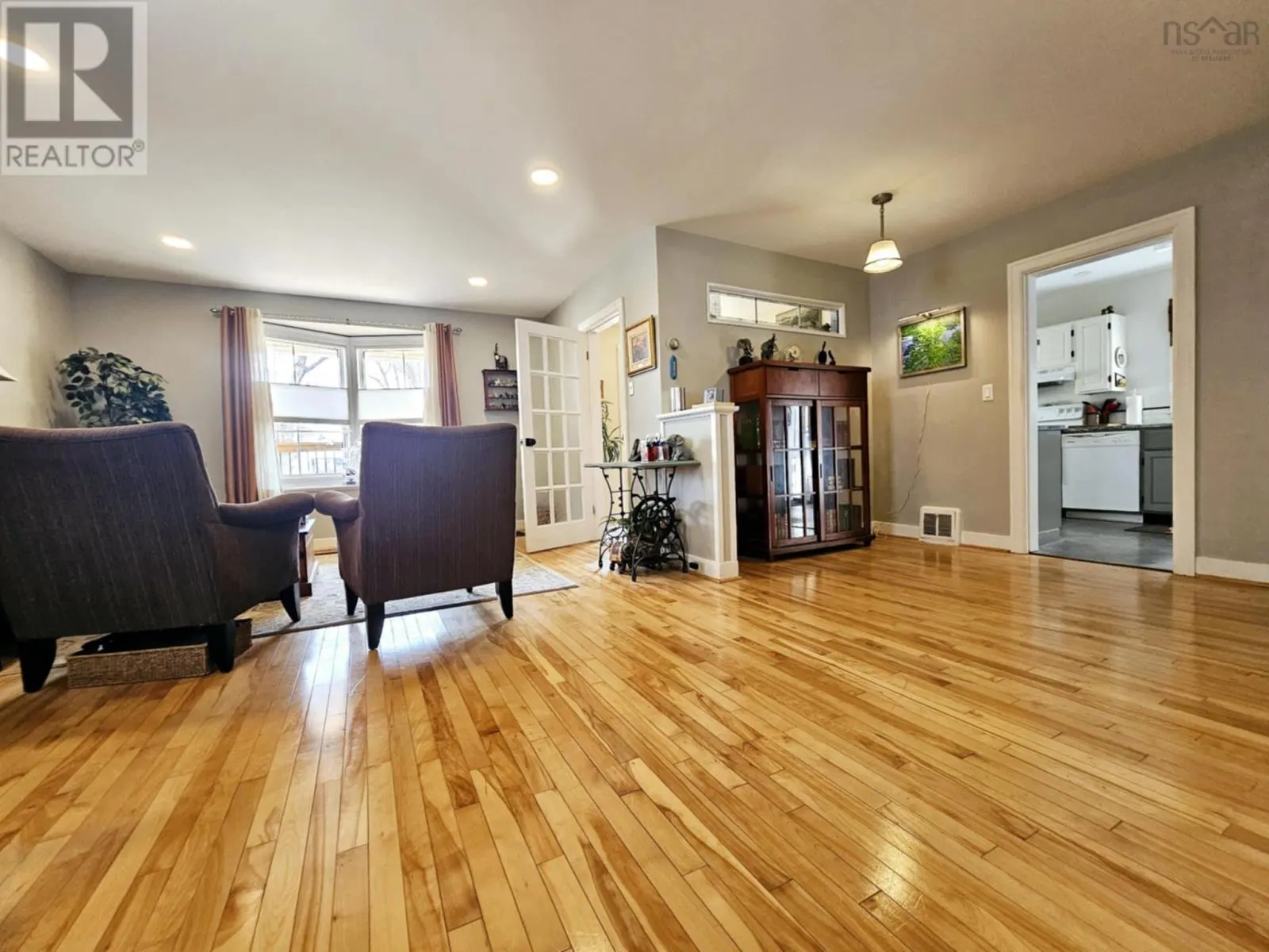 144 Pleasant Street