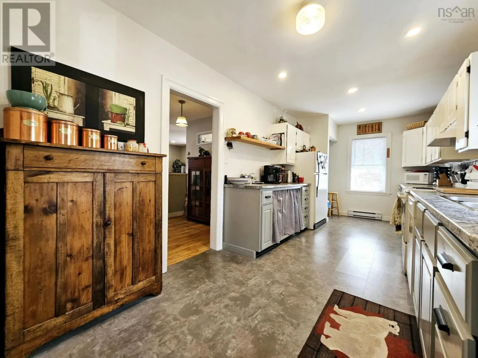 144 Pleasant Street