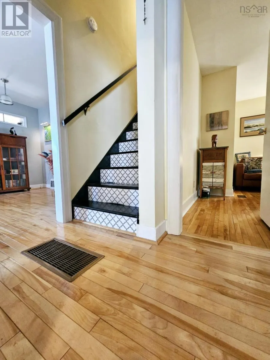 144 Pleasant Street