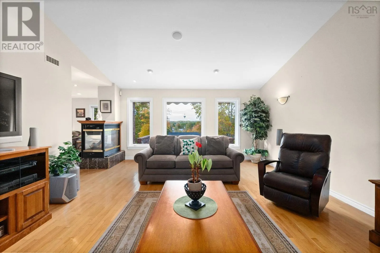 46 Stoneridge Court