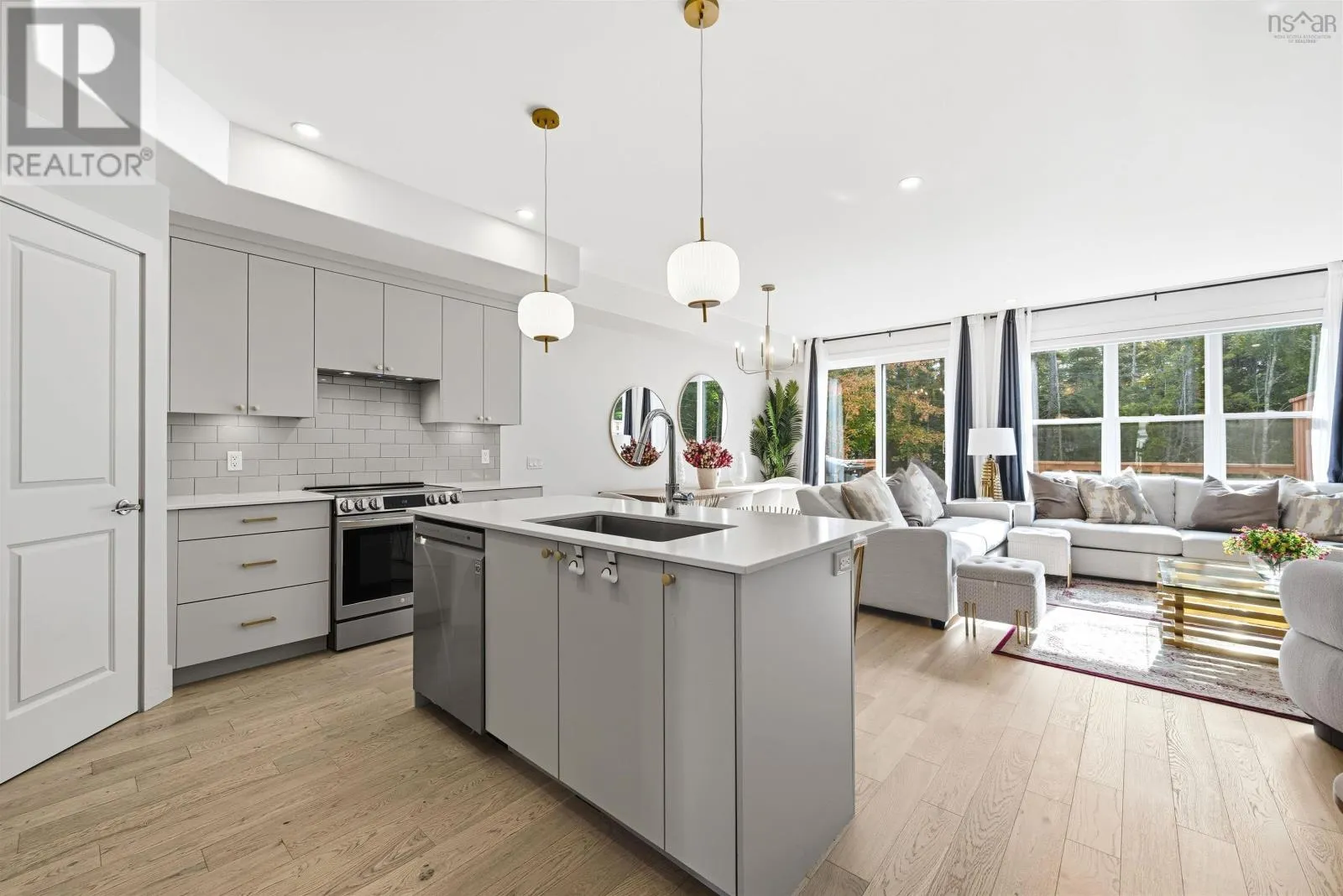 36 Trekker Drive