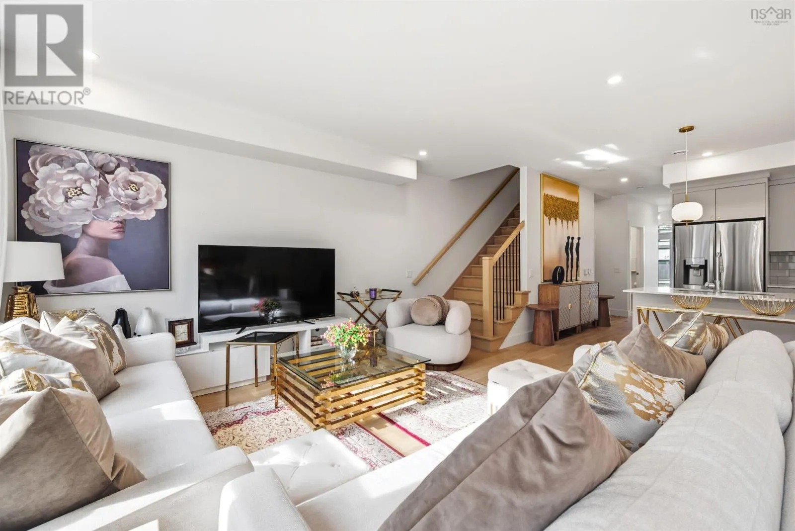 36 Trekker Drive
