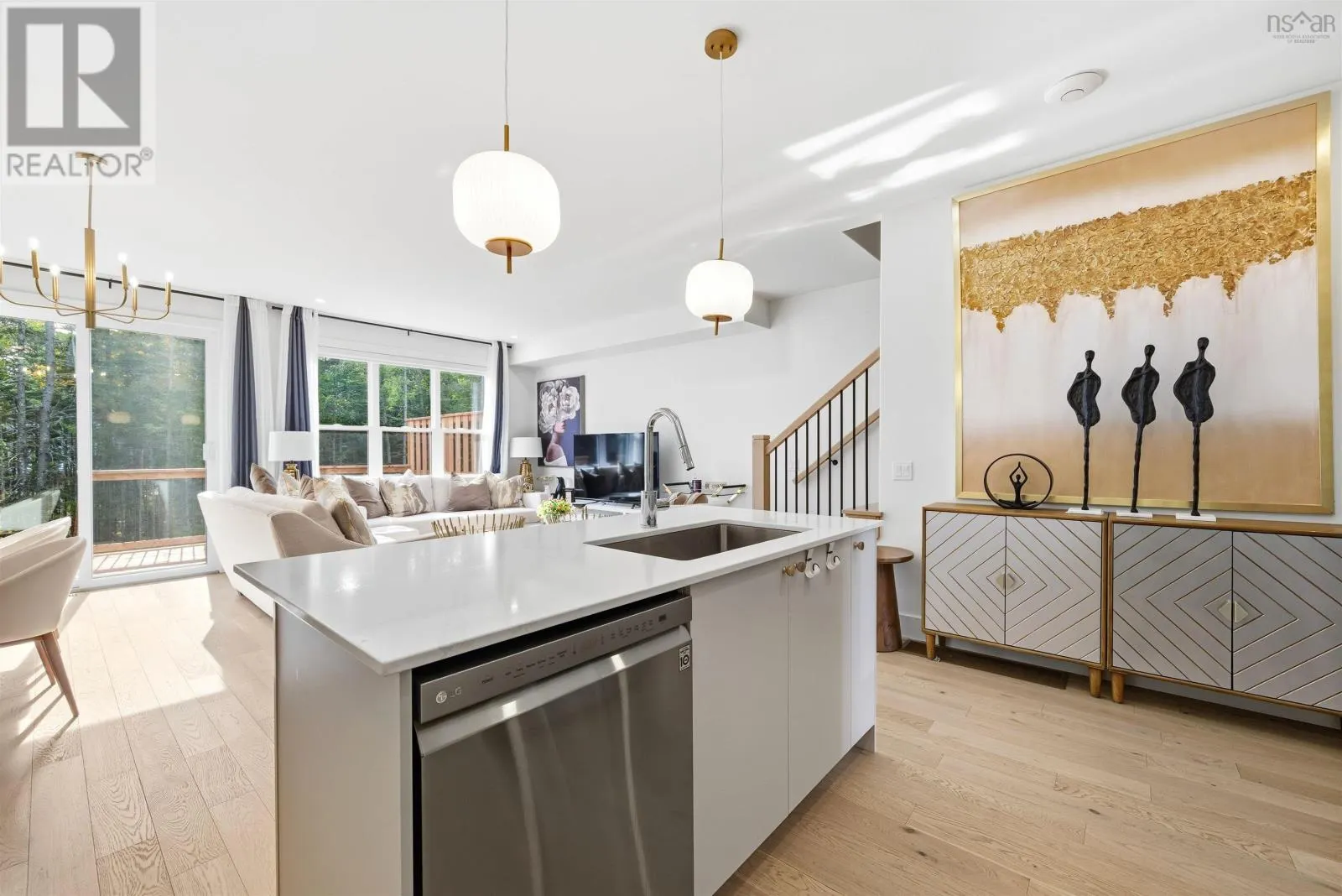 36 Trekker Drive