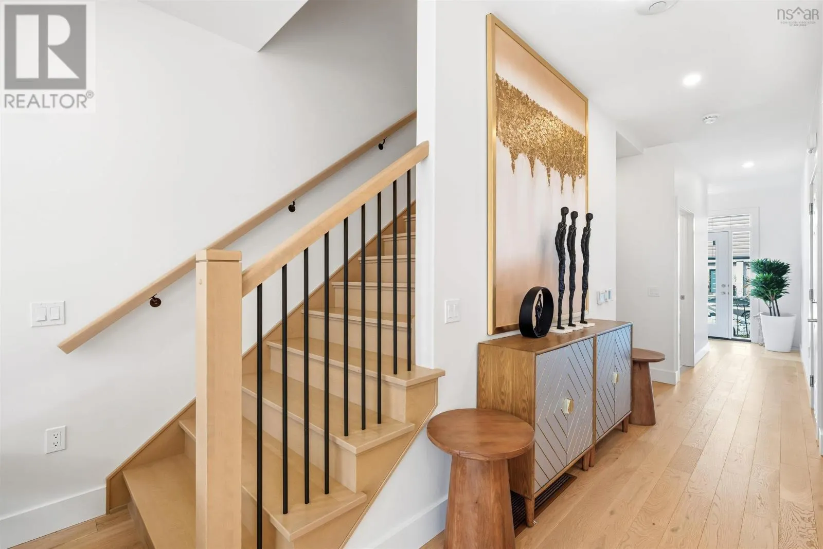36 Trekker Drive