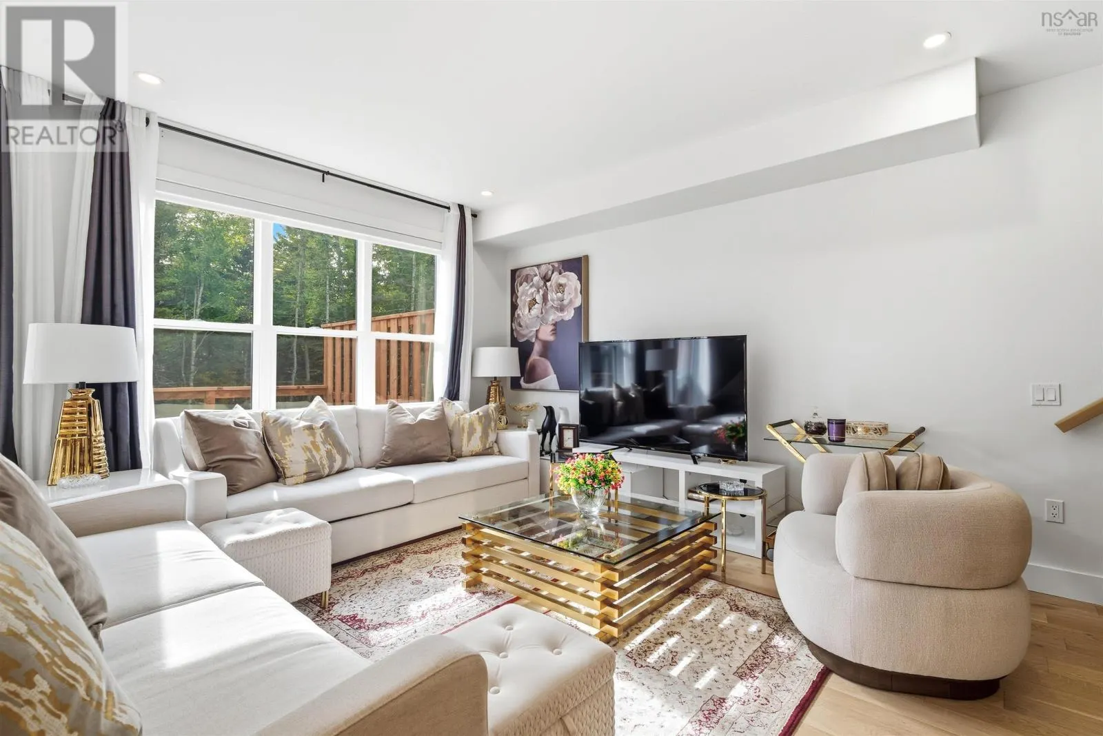 36 Trekker Drive
