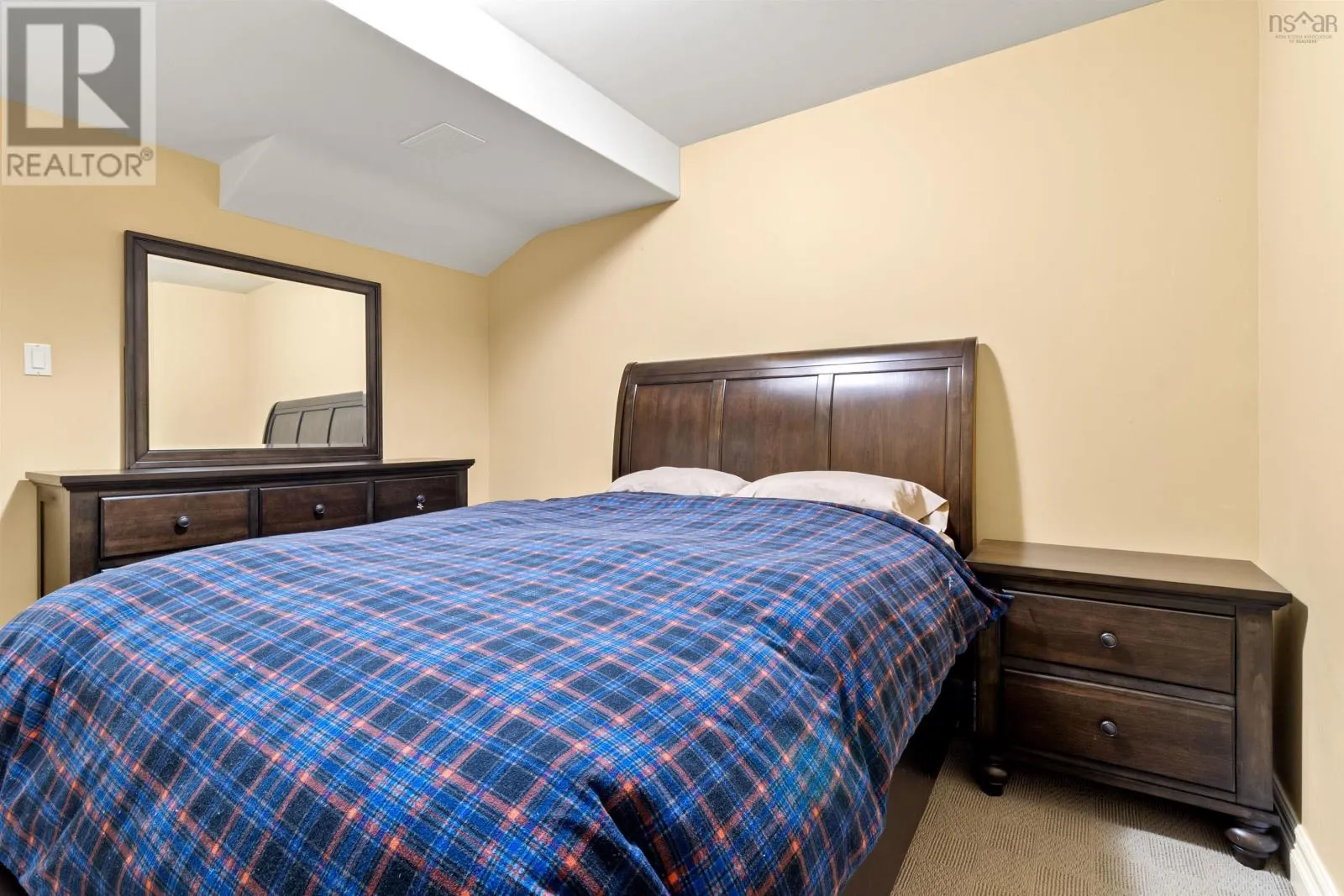 43 Glen Torridon Court