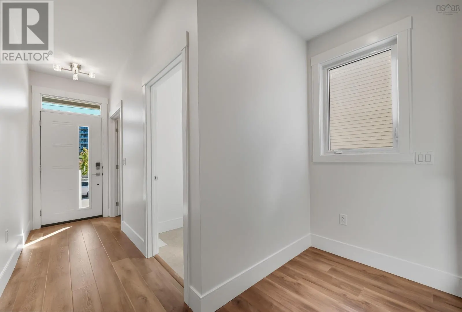17 Pearlgarden Close