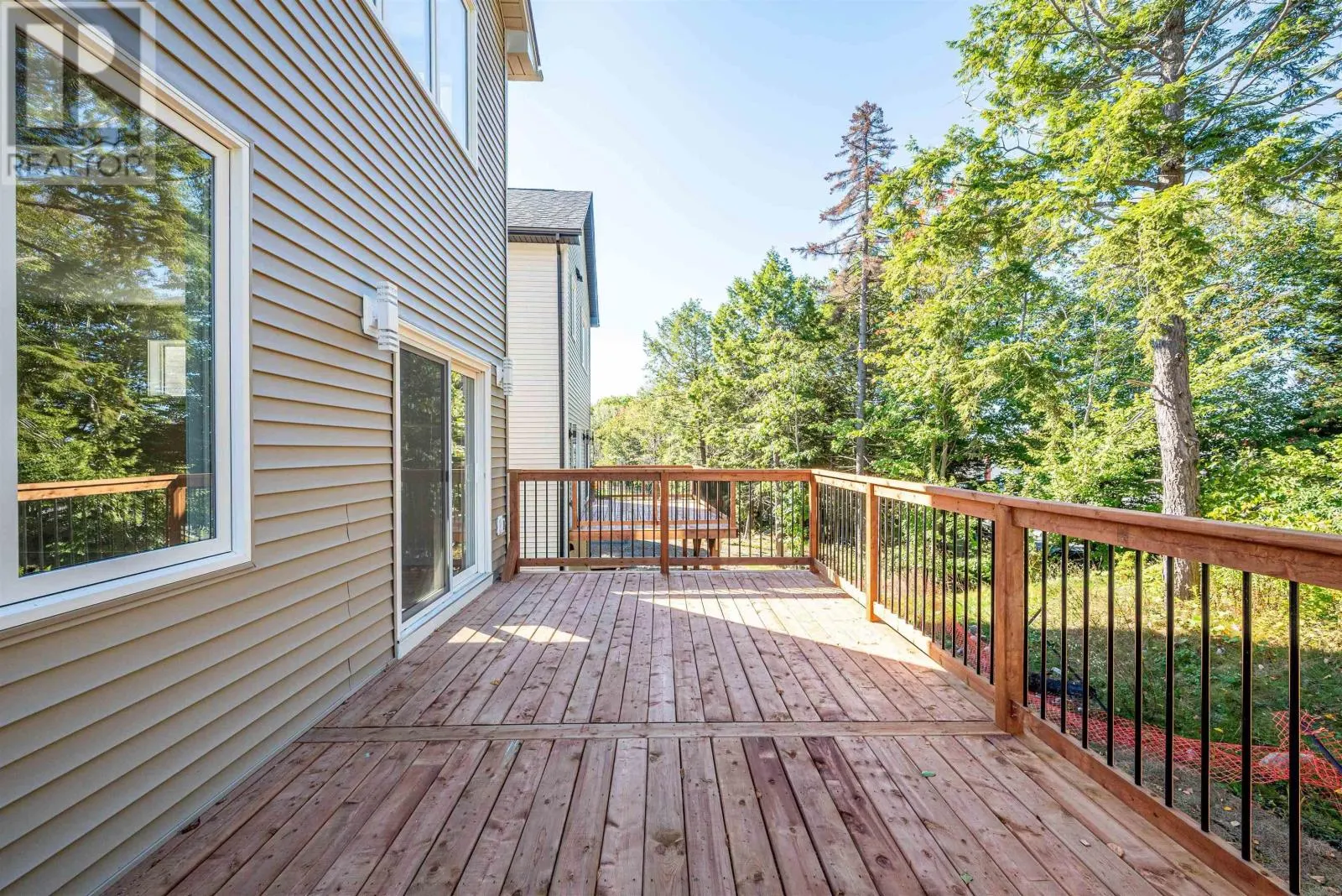 17 Pearlgarden Close