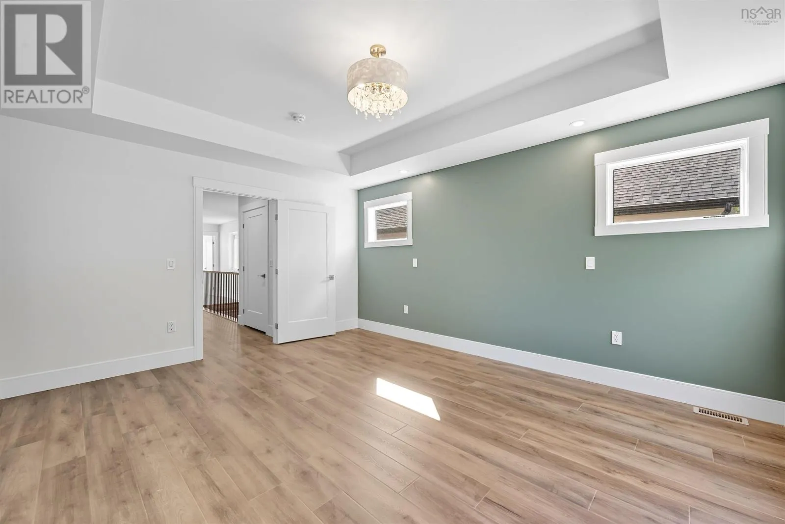 17 Pearlgarden Close