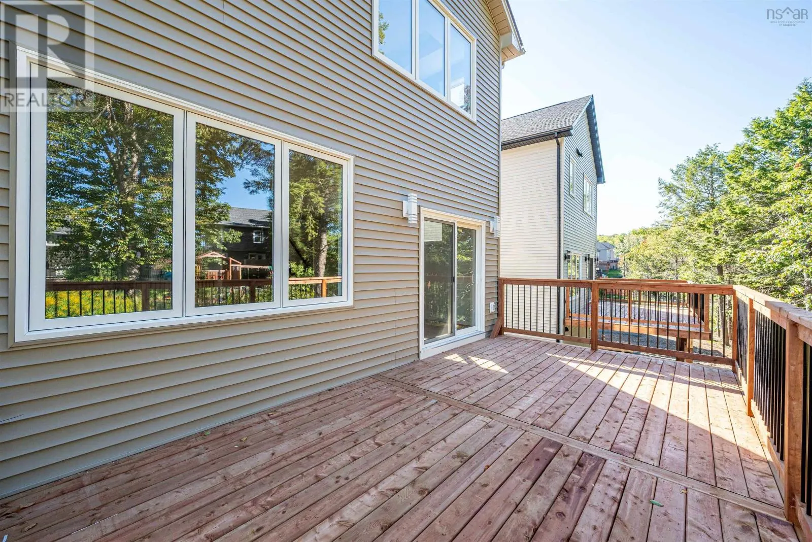 17 Pearlgarden Close