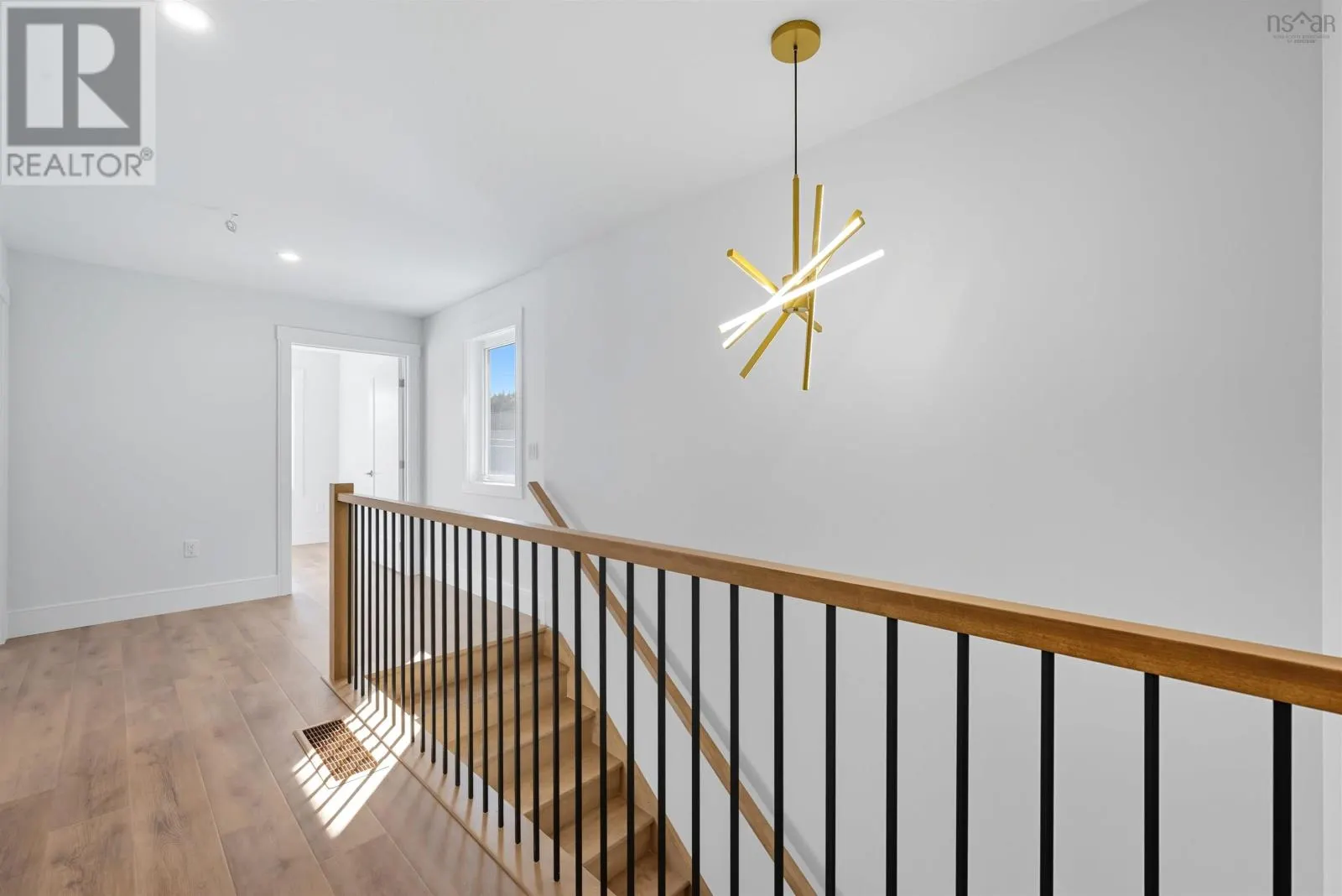 17 Pearlgarden Close