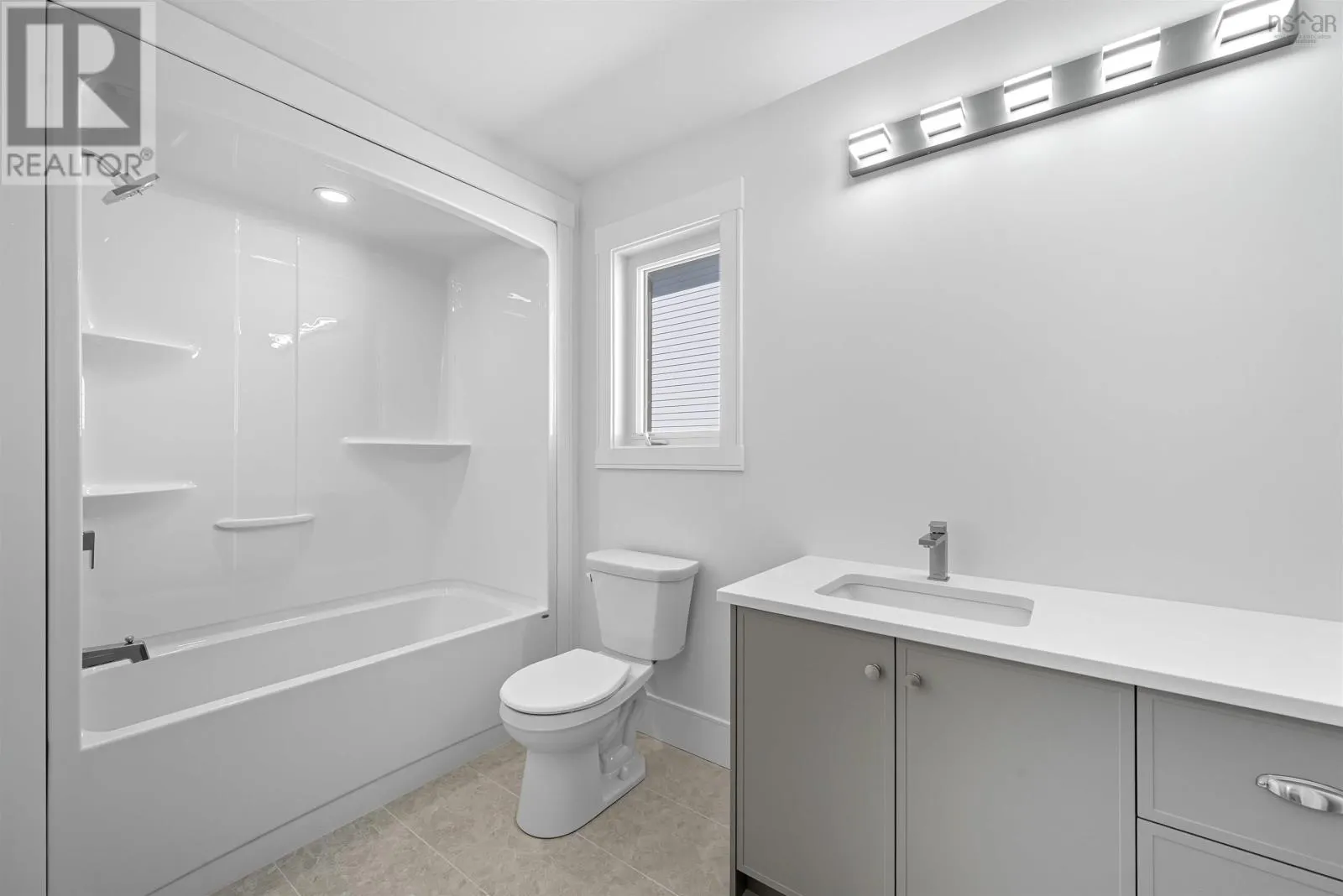 17 Pearlgarden Close