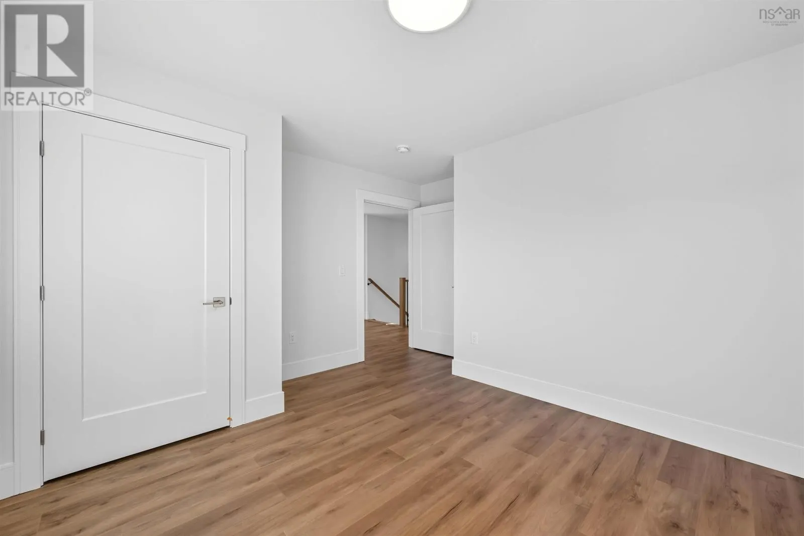 17 Pearlgarden Close