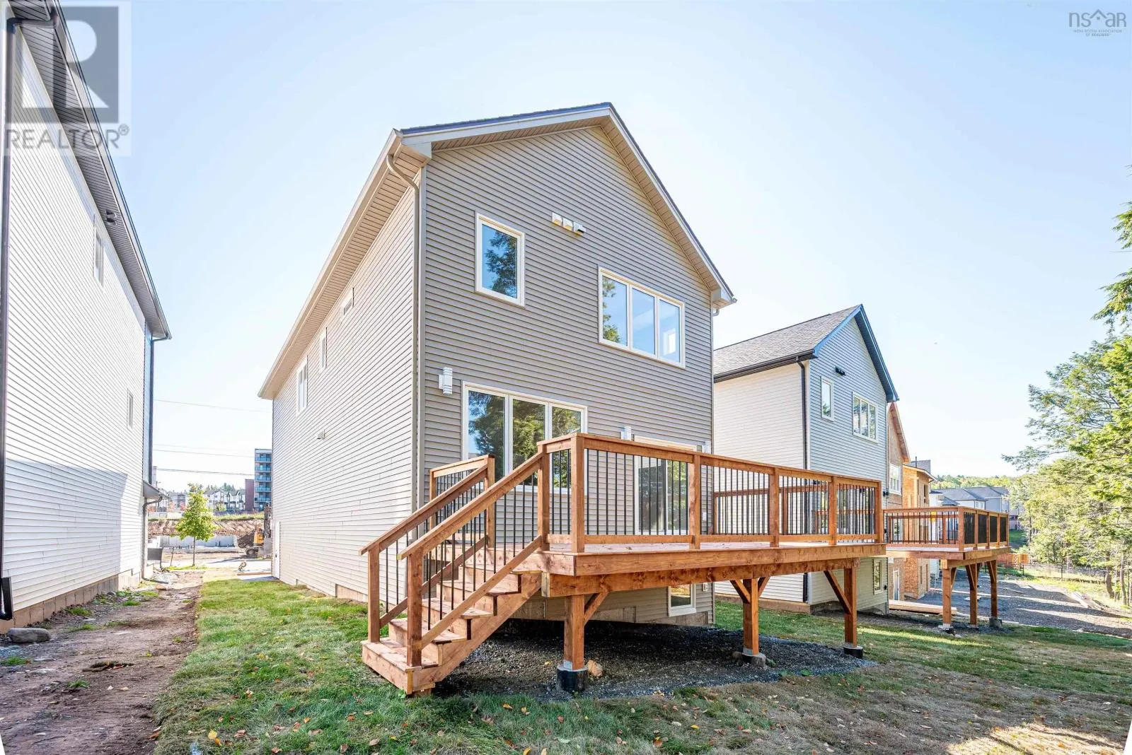 17 Pearlgarden Close