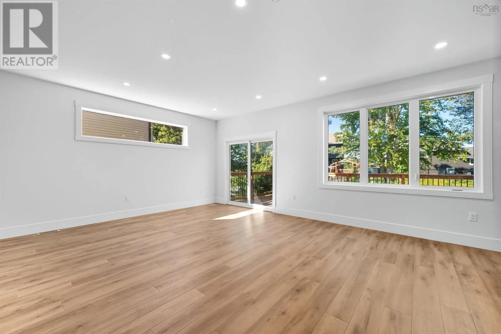 17 Pearlgarden Close