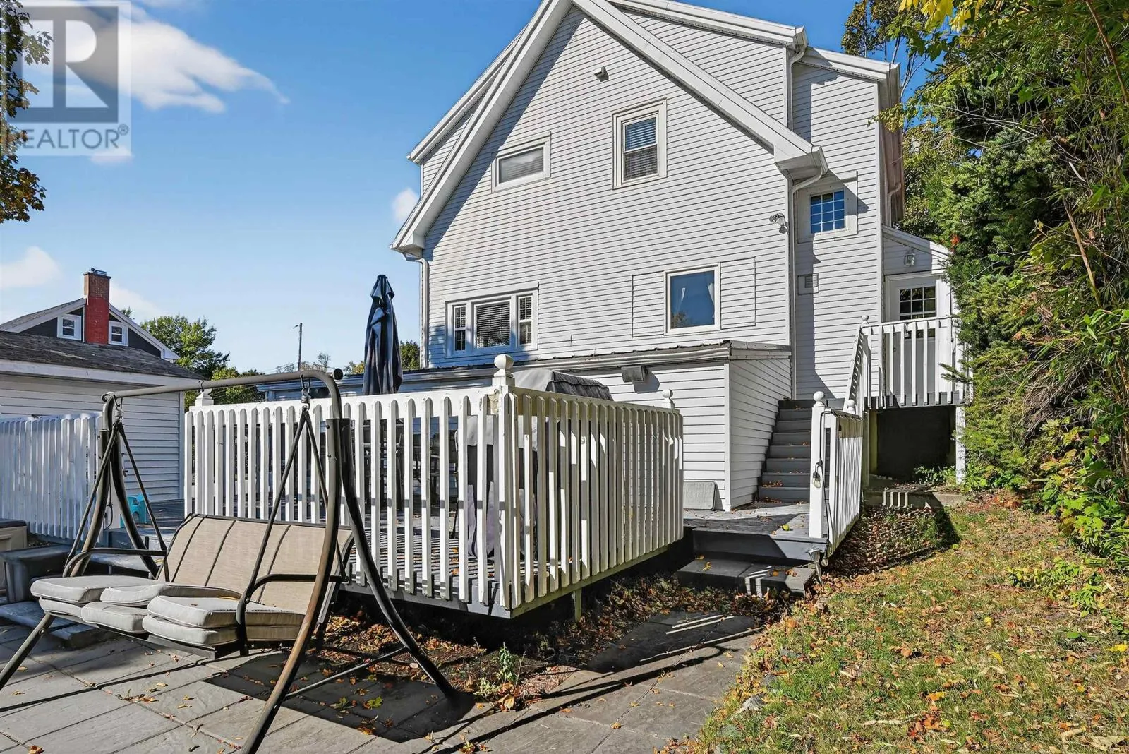 164 ROYAL Avenue