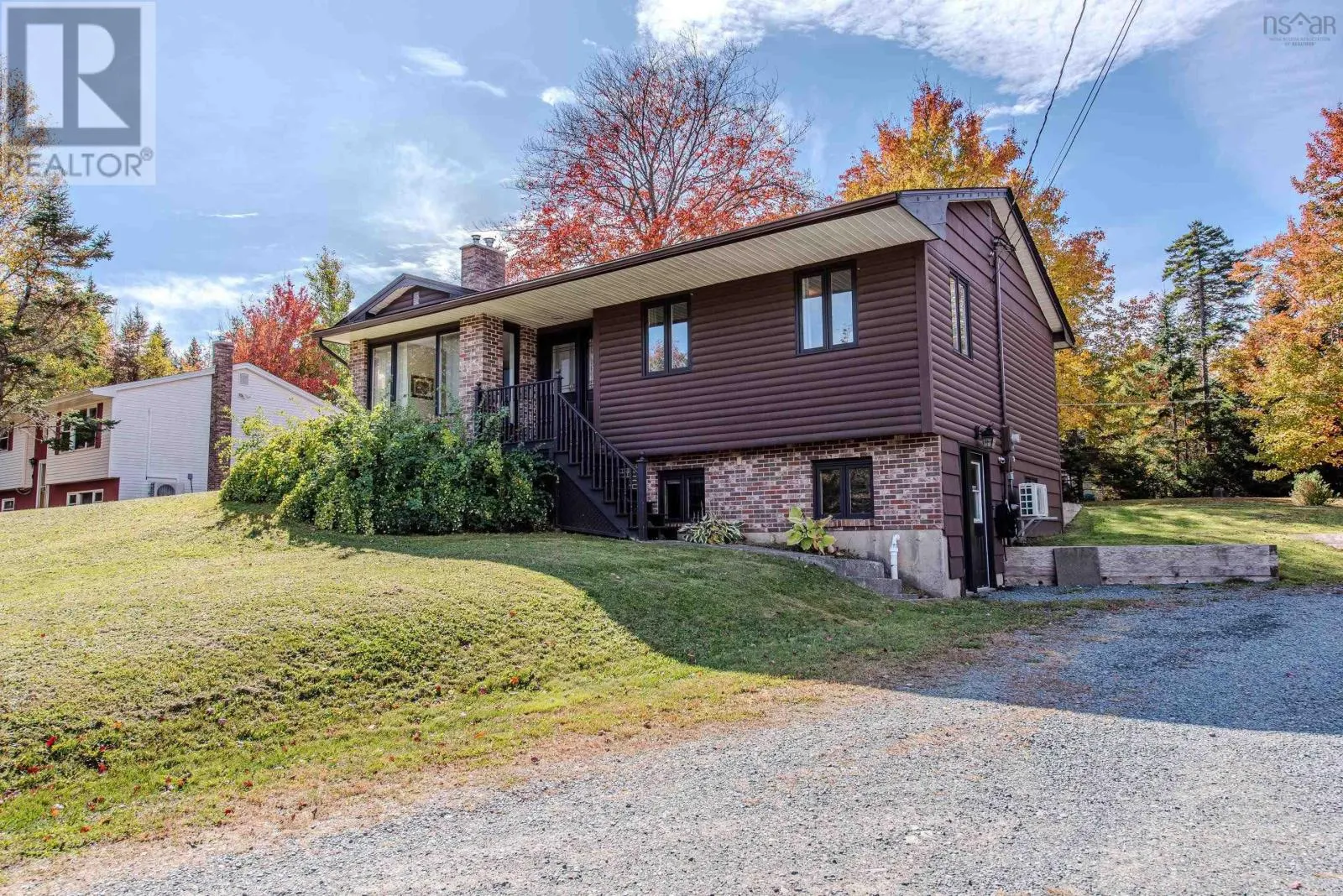 786 Myra Road