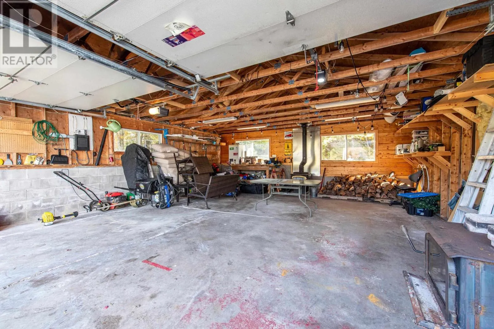786 Myra Road