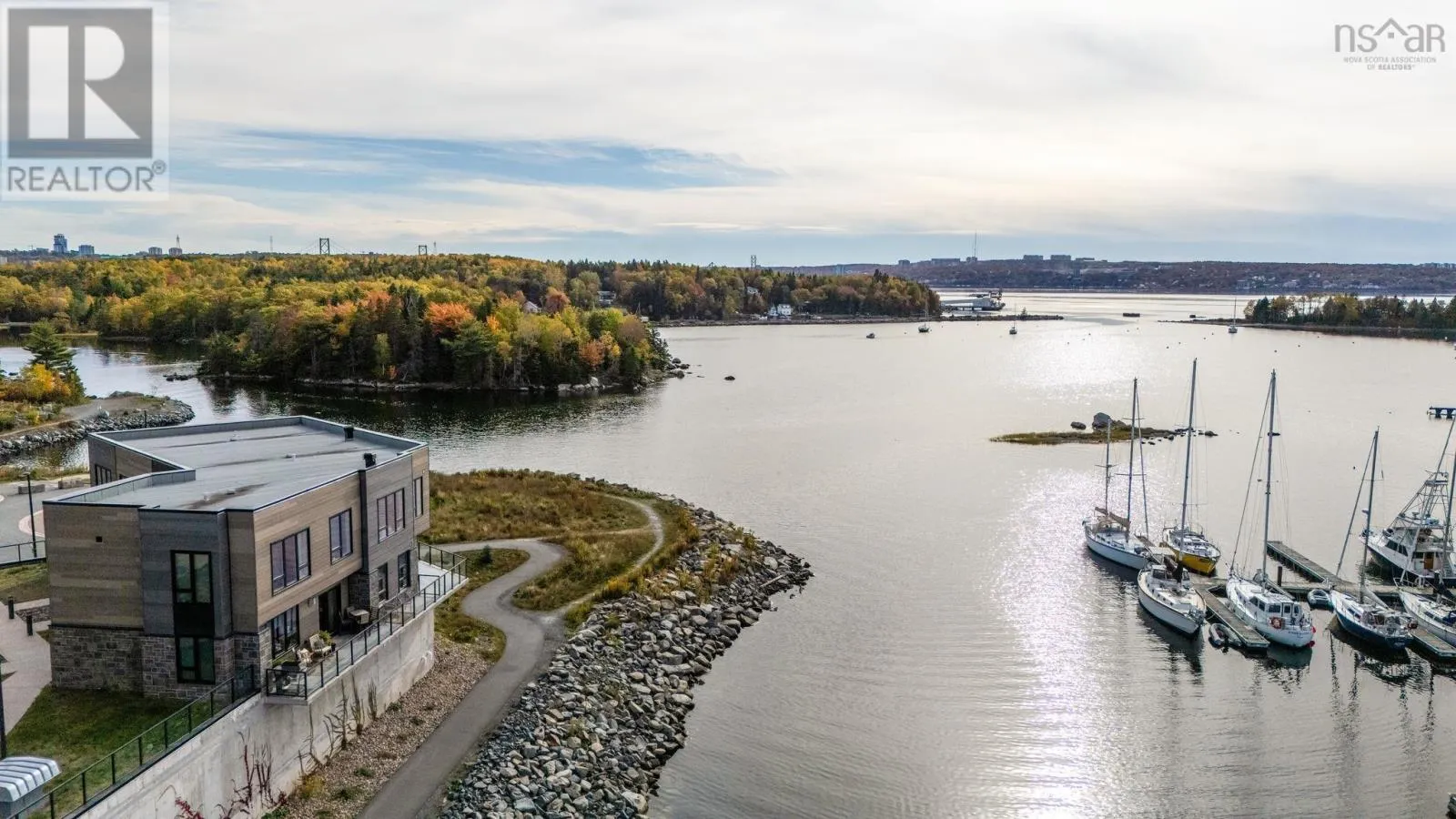 5 Coveview Walk