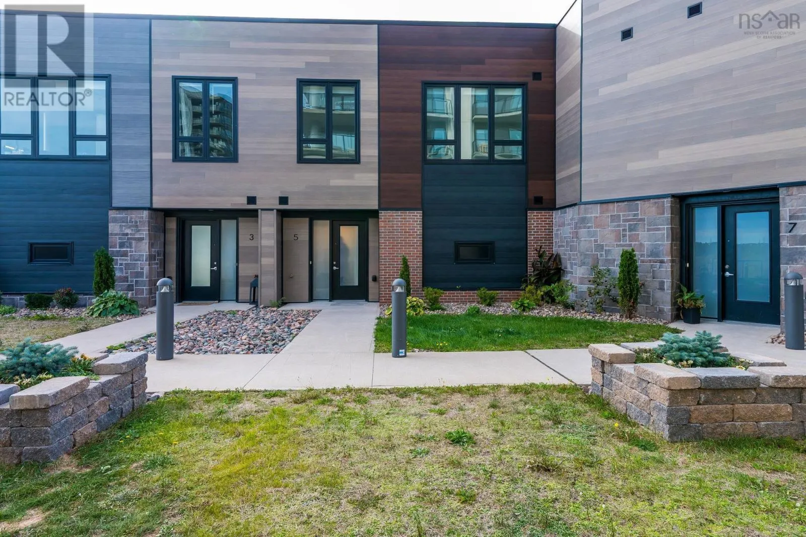 5 Coveview Walk