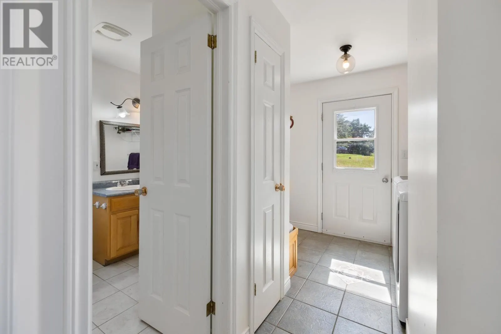 39 Riverbank Drive