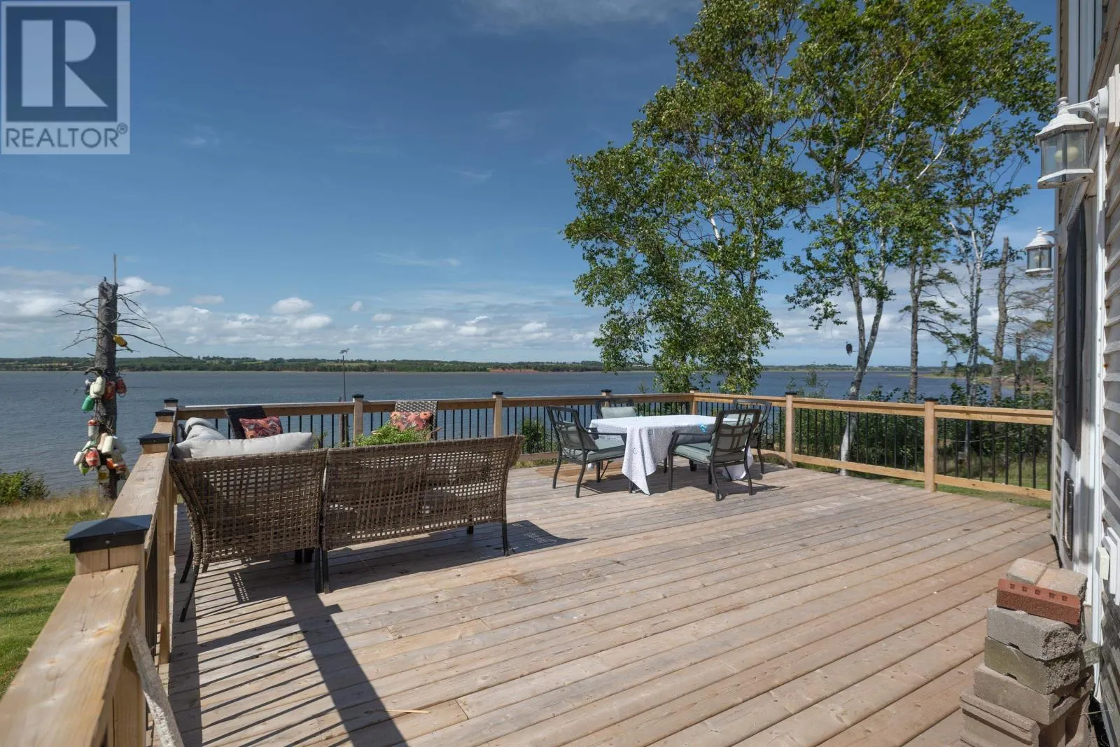 39 Riverbank Drive