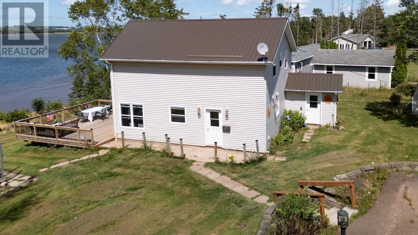 39 Riverbank Drive