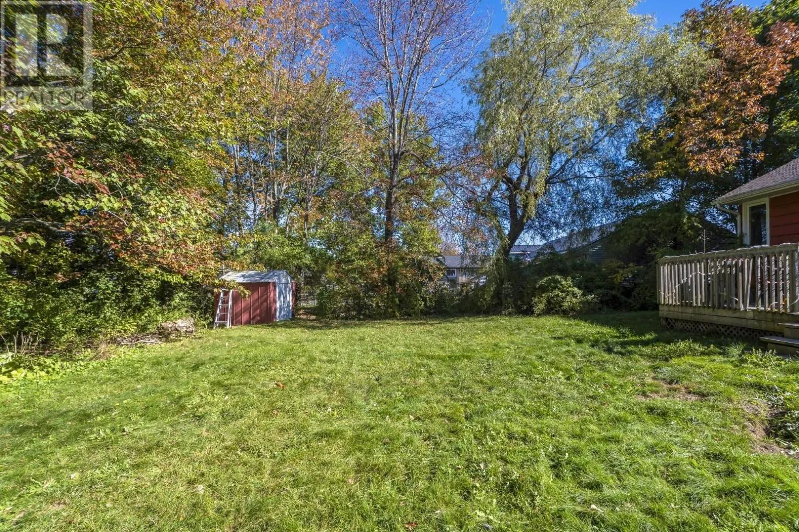 10 Ellenvale Avenue