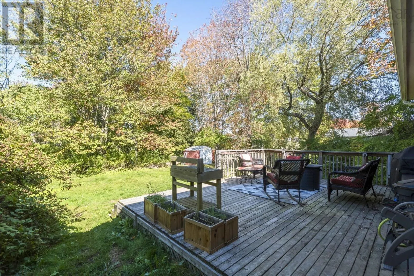 10 Ellenvale Avenue
