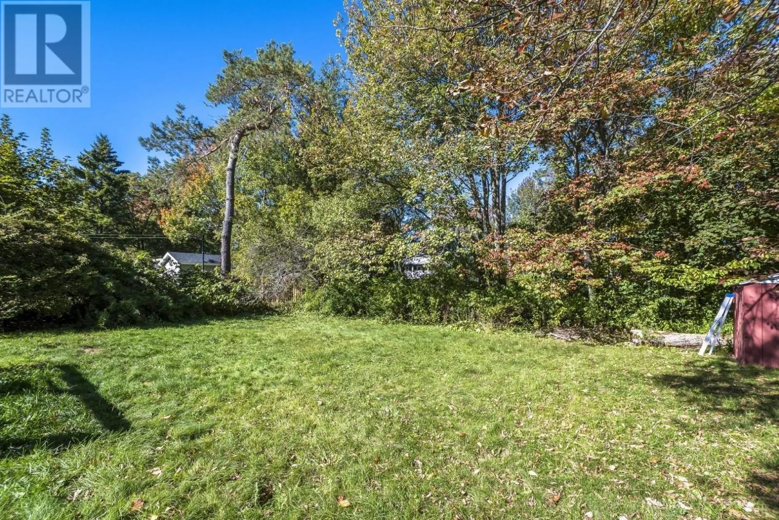 10 Ellenvale Avenue