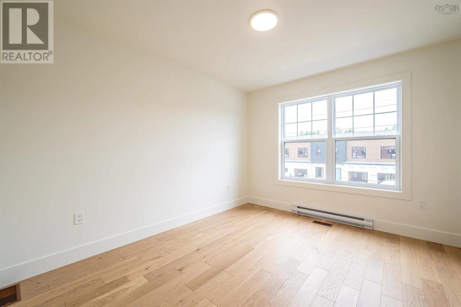 18 Trekker Drive