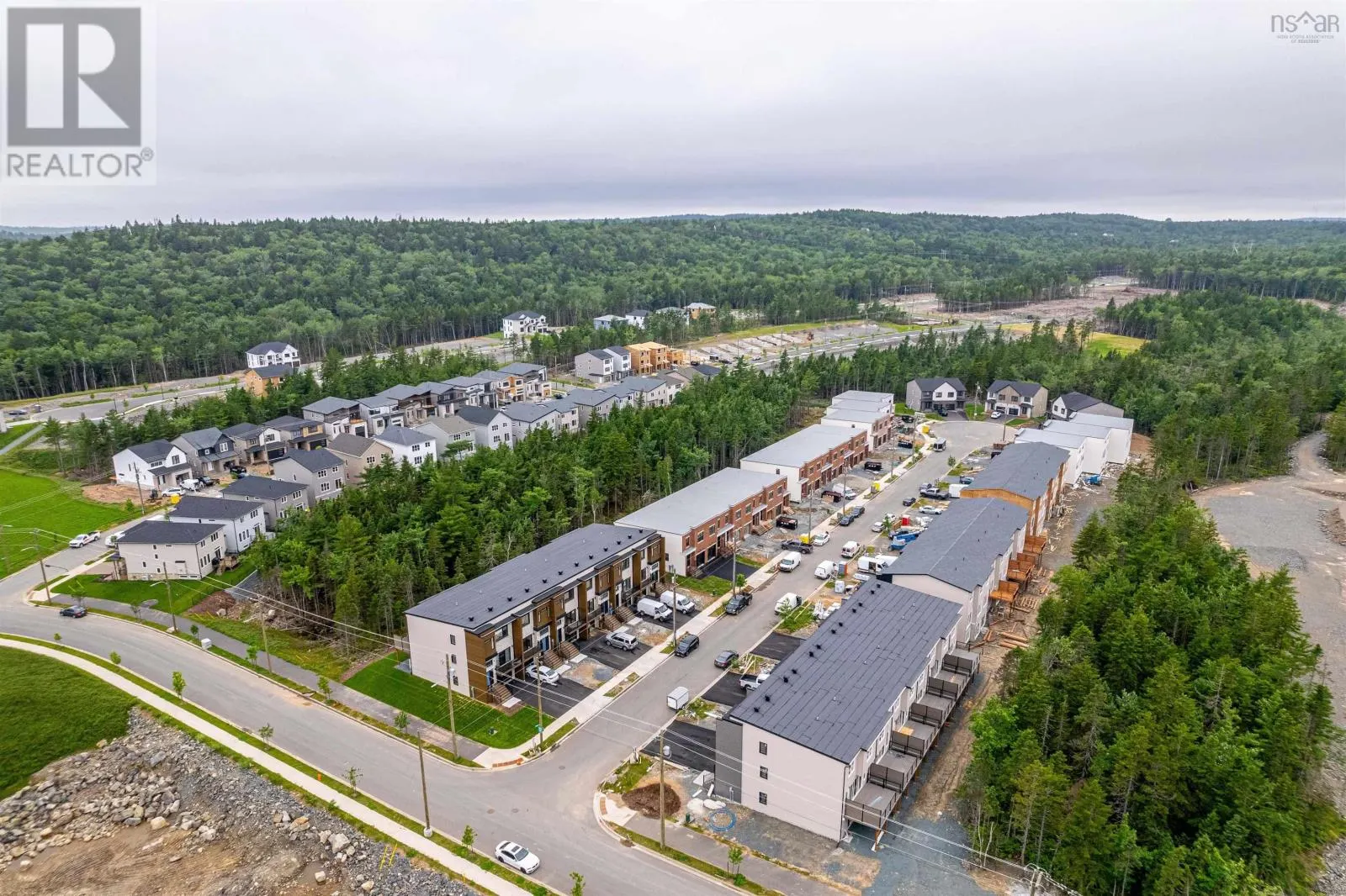 18 Trekker Drive