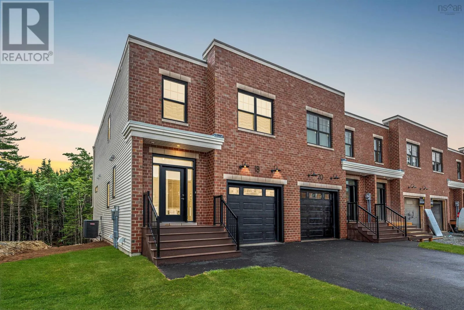 18 Trekker Drive