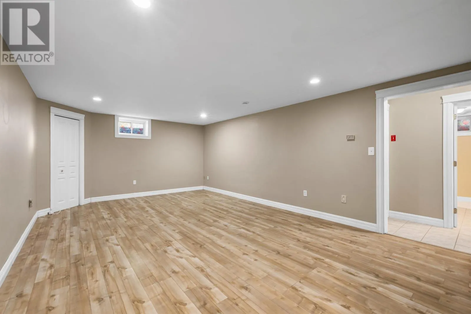 2 Commonwealth Avenue