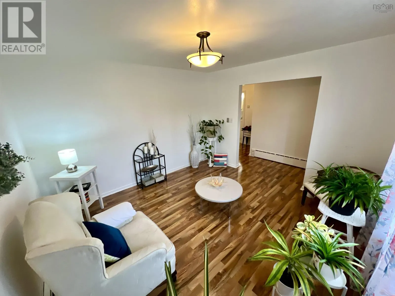 60 Crestdale Drive