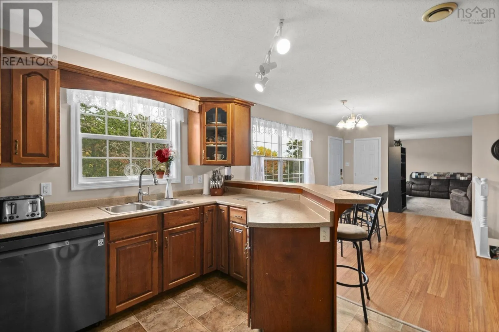 1018 Beaver Bank Road