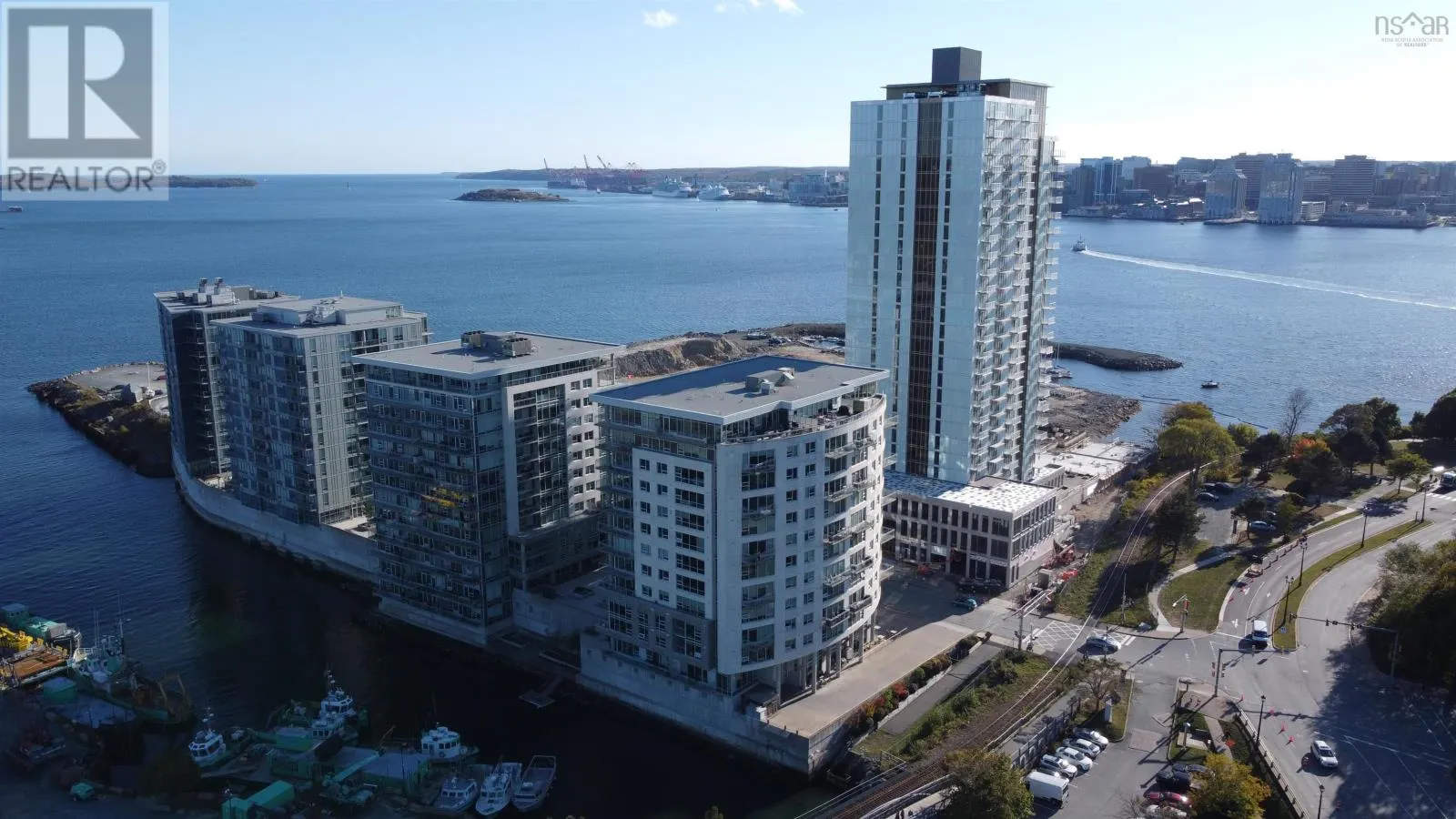 504 15 Kings Wharf Place