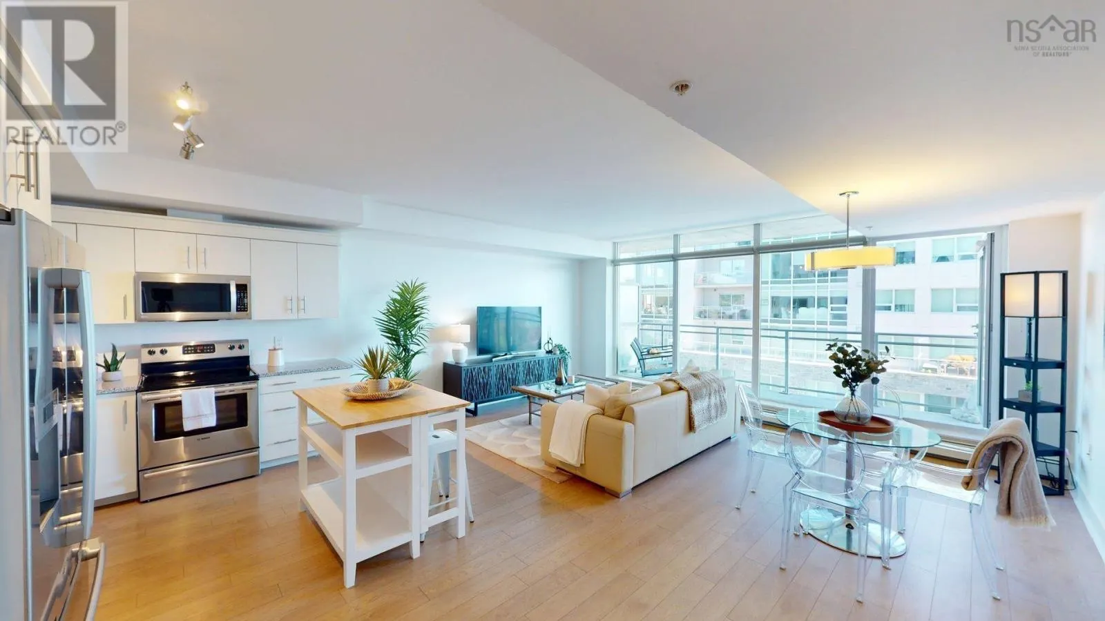 504 15 Kings Wharf Place