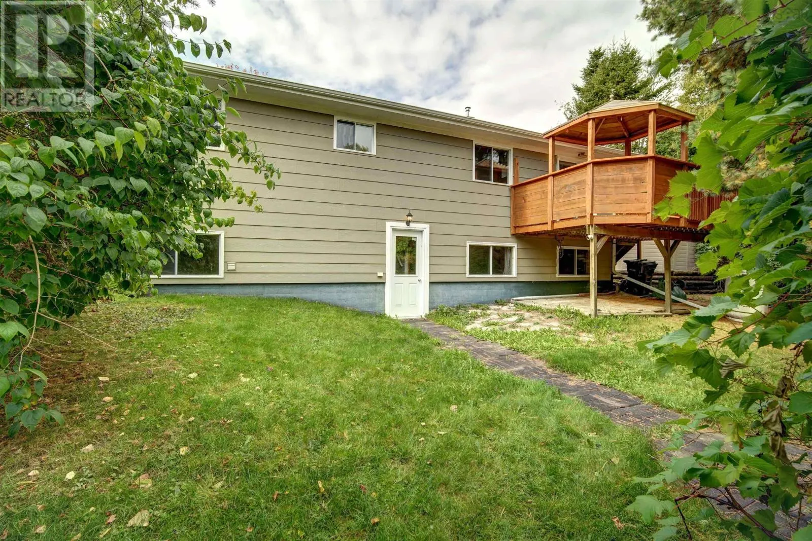 62 Rosalie Avenue