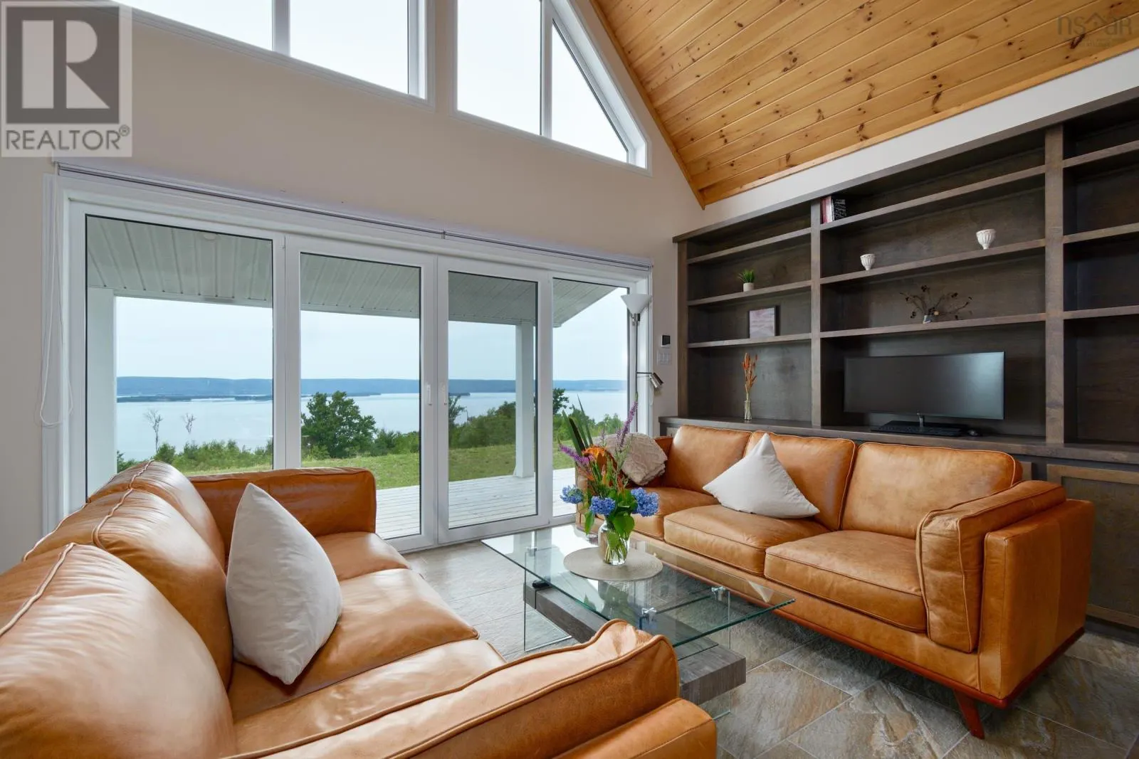 Golden View Drive