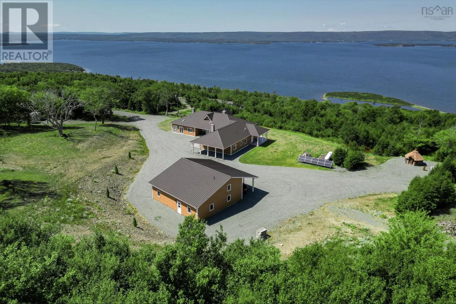 Golden View Drive