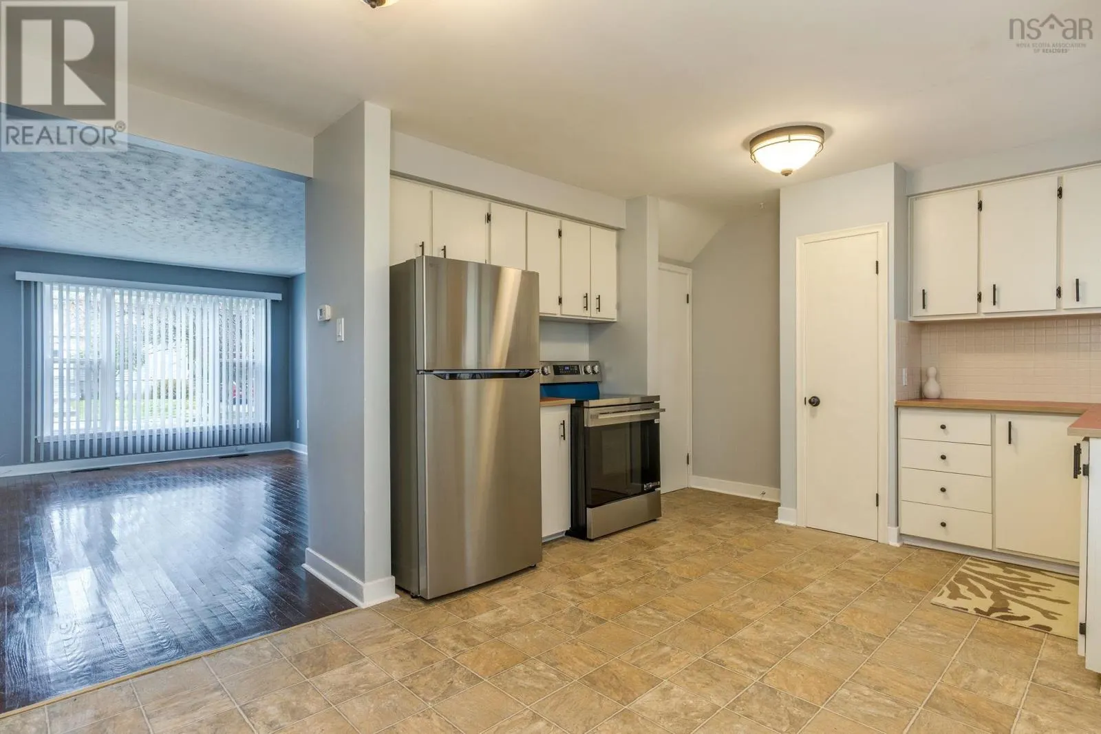 19-19A Westwood Drive