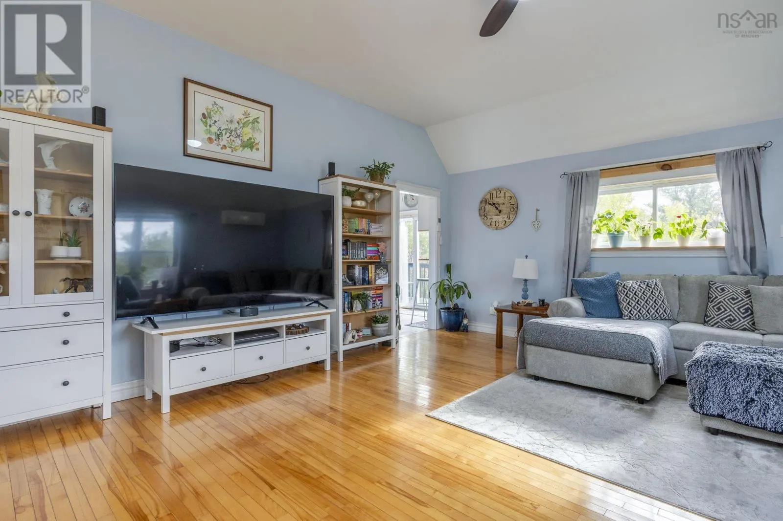 21 Inchley Lane