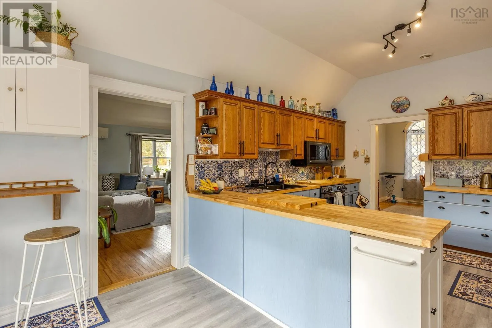 21 Inchley Lane