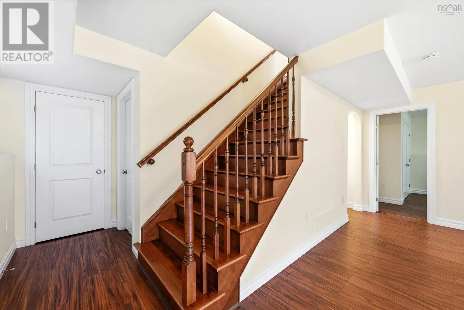 122 Windridge Lane