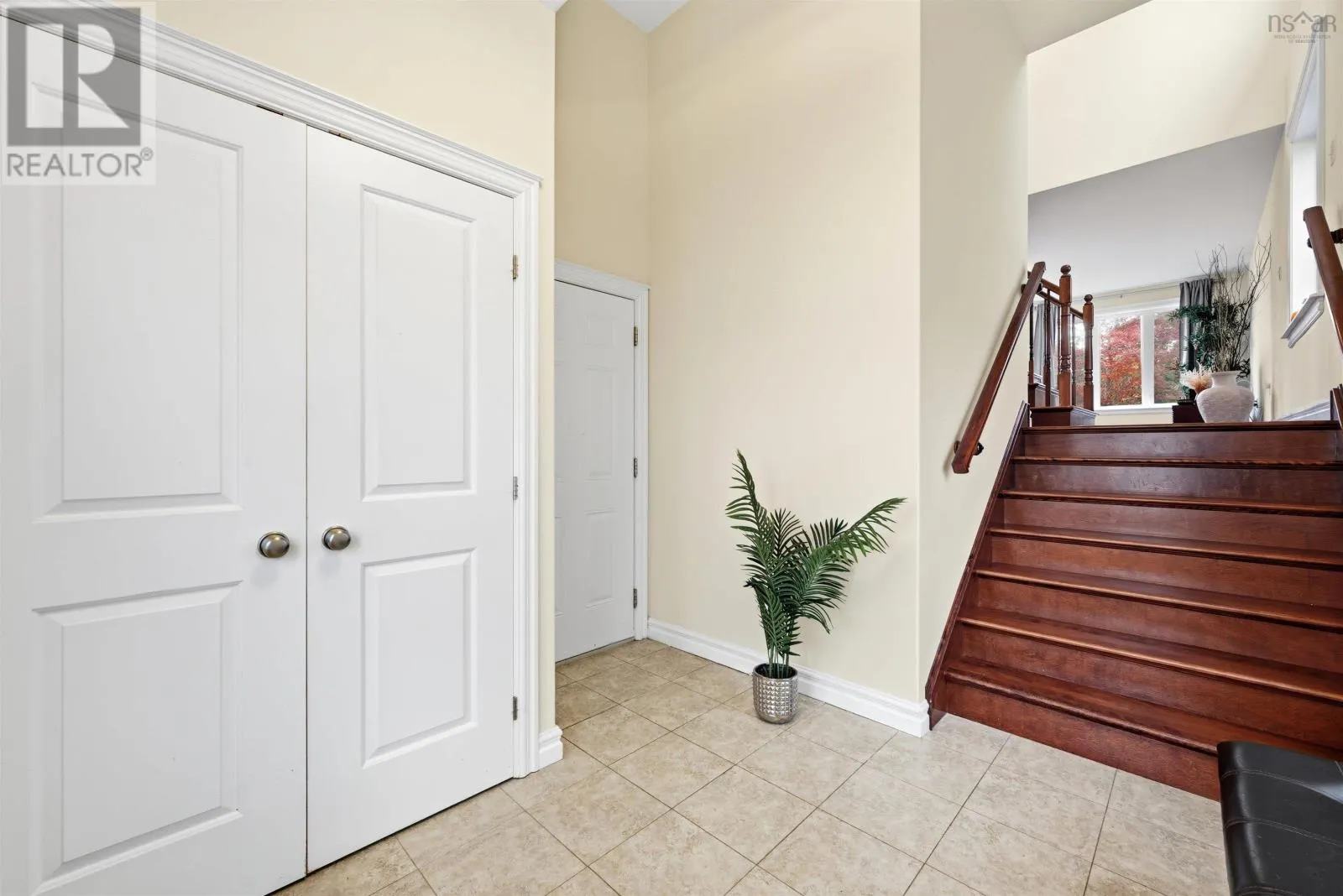 122 Windridge Lane