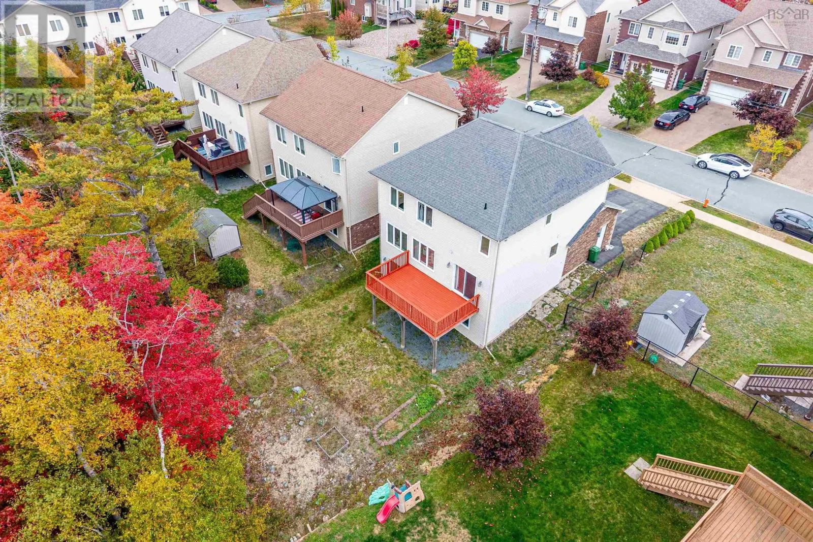 122 Windridge Lane