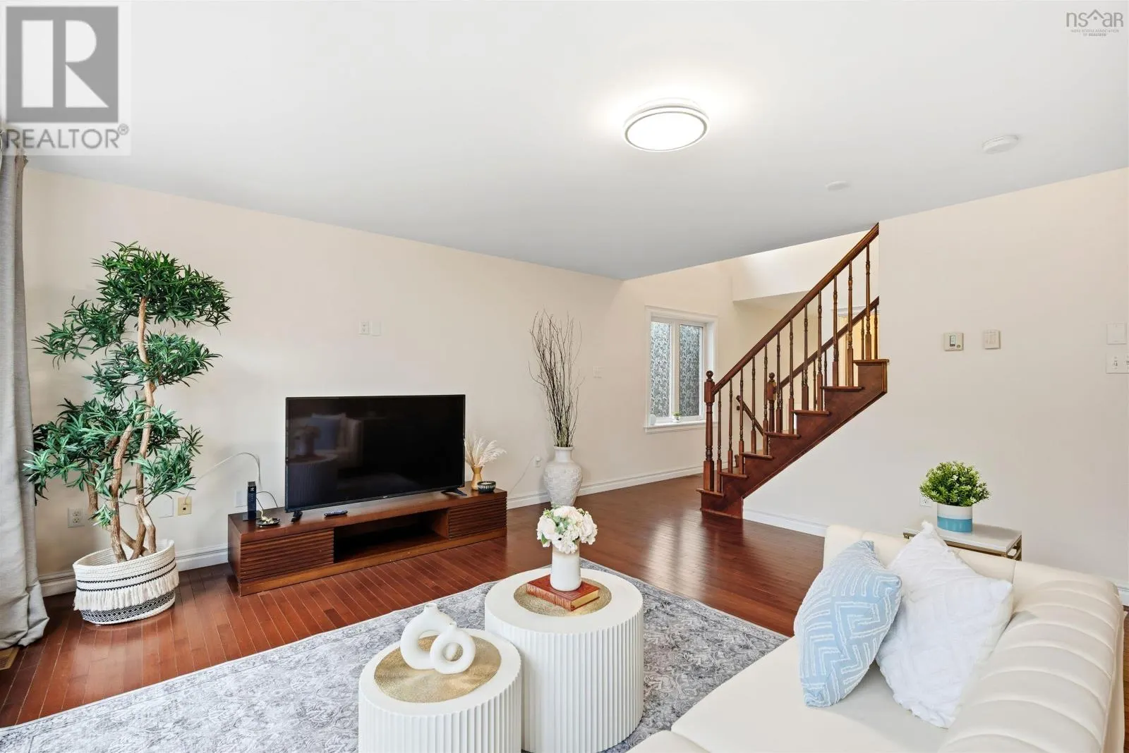 122 Windridge Lane